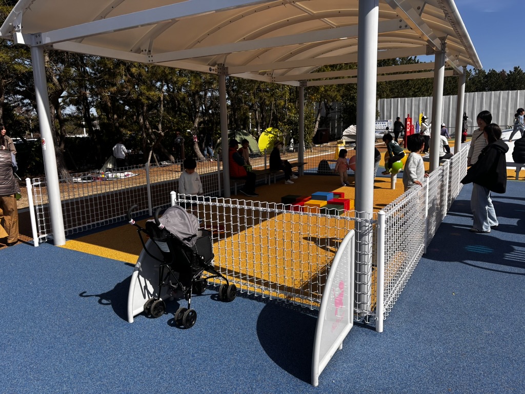 きららんどの遊具の写真