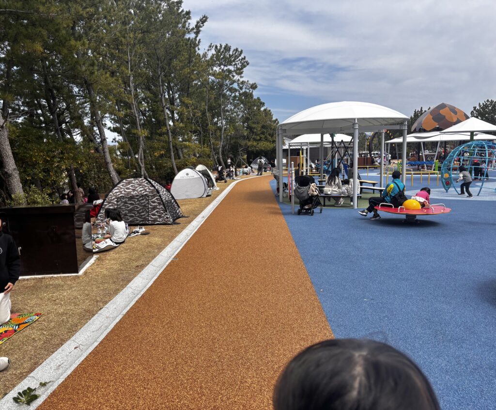 きららんどの遊具の写真