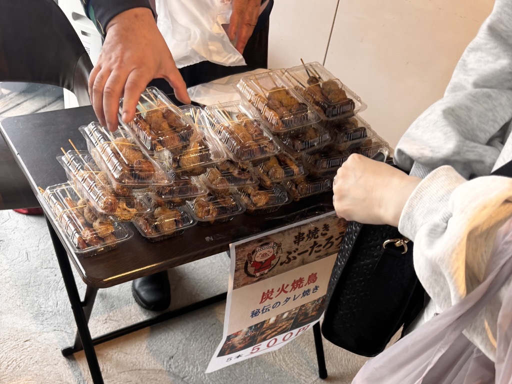 川棚で開催のなんでもマルシェ|焼き鳥